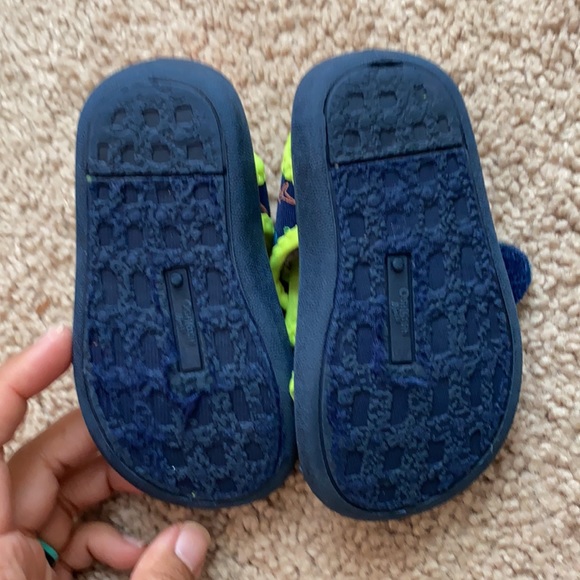 Water shoes - Picture 2 of 2